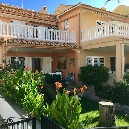 Casa De Playa En Urbanización De Lujo En Valencia Puig