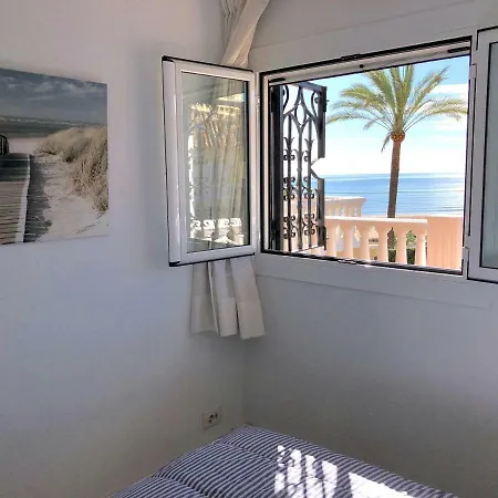 Casa De Playa En Urbanizacion De Lujo En Valencia Puig